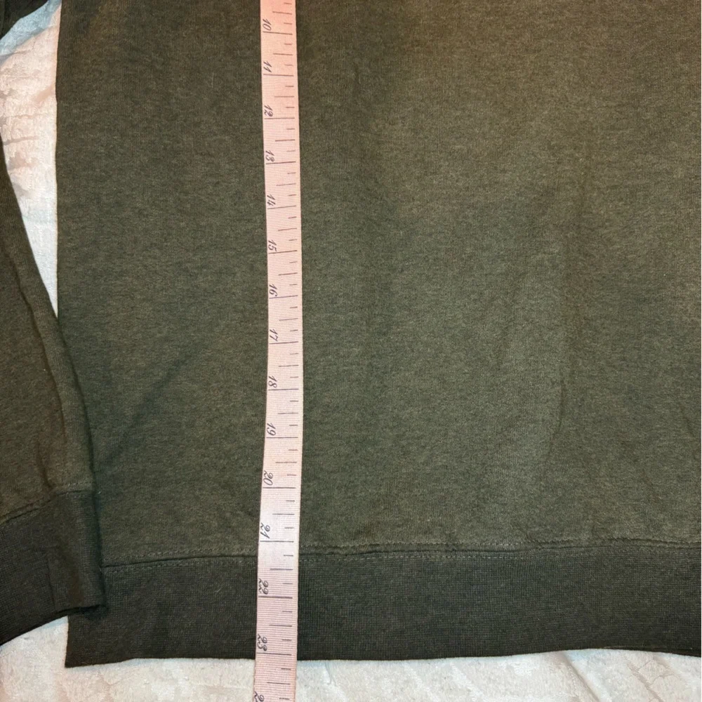 NWT Boys Sovereign Code Pullover Top Sweatshirt Crew Long Sleeve olive Green